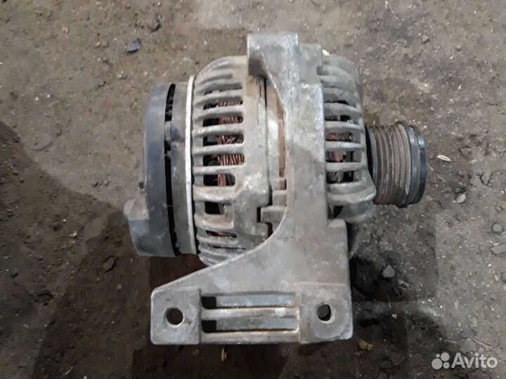 Генератор Volvo S60 2.4 л 8676498