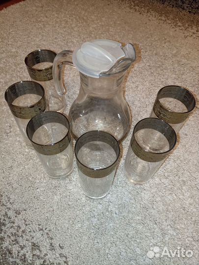 Набор кувшин и стаканы