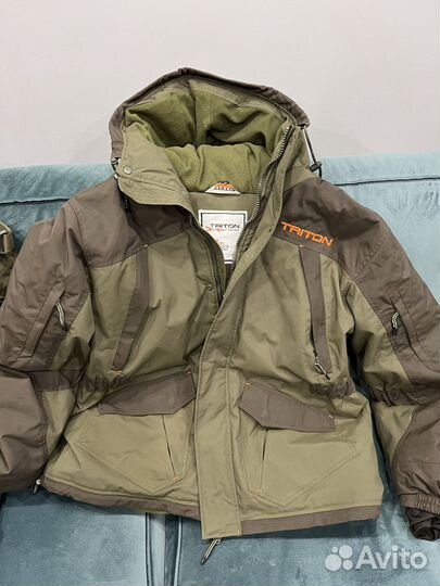 Зимний костюм для рыбалки