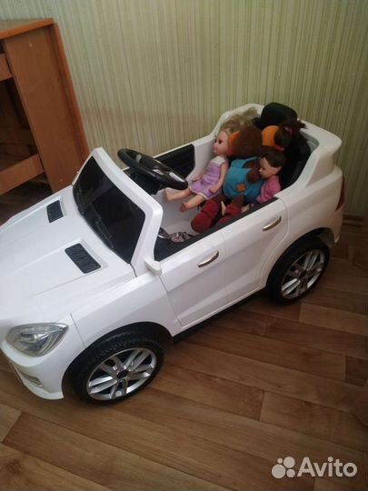 Детский электромобиль бу