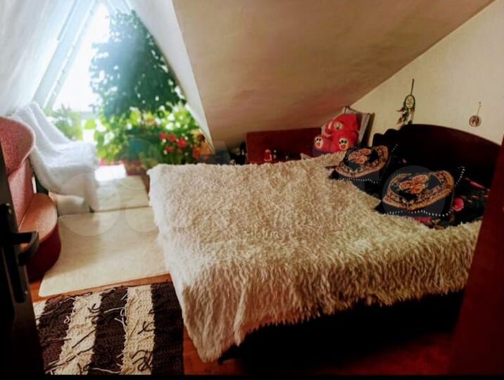 Комната 22 м² в 4-к., 4/4 эт.