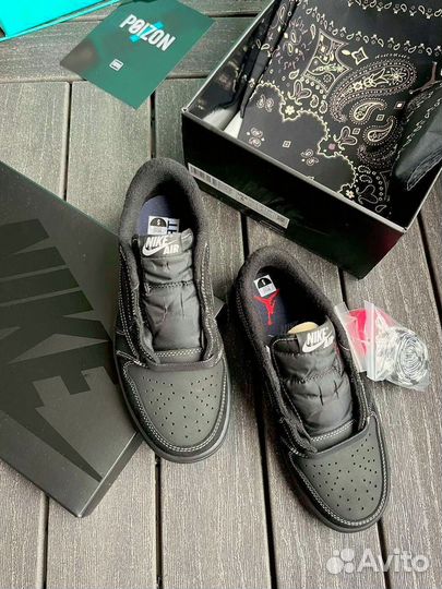 Nike air jordan 1 travis scott phantom