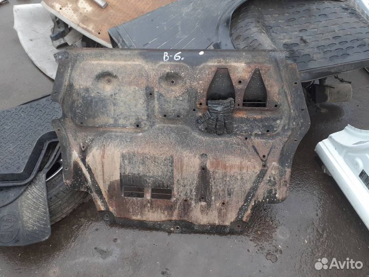Защита двигателя Volkswagen Passat B6
