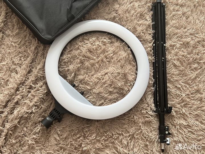 Кольцевая лампа Ring Fill Light RL-18, 45 см