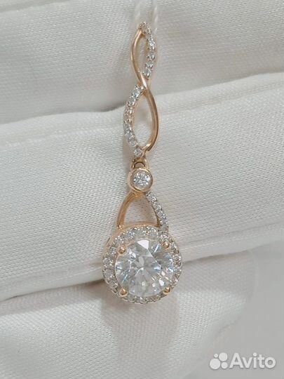 Золотая подвеска с фианитом