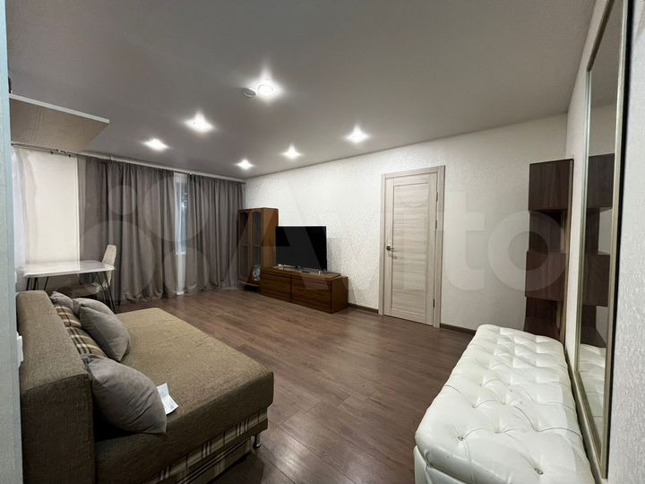 2-к. квартира, 42 м², 3/5 эт.