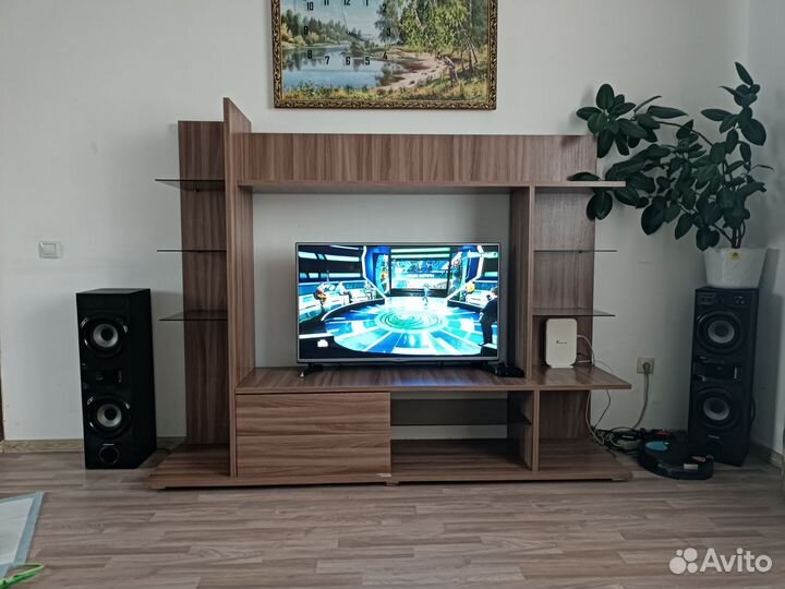 Тумба под телевизор