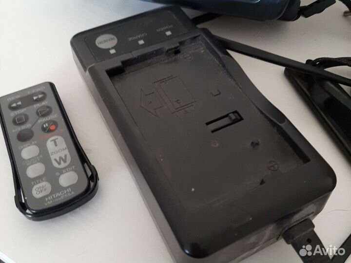 Видеокамера hitachi vm-e228e