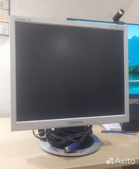 Монитор Samsung 710N, 17