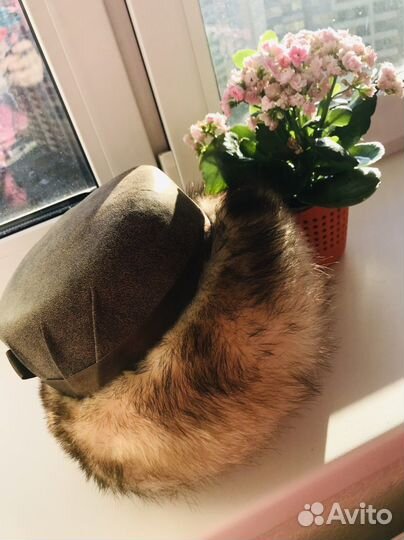 Шапка зимняя женская с натуральным мехом