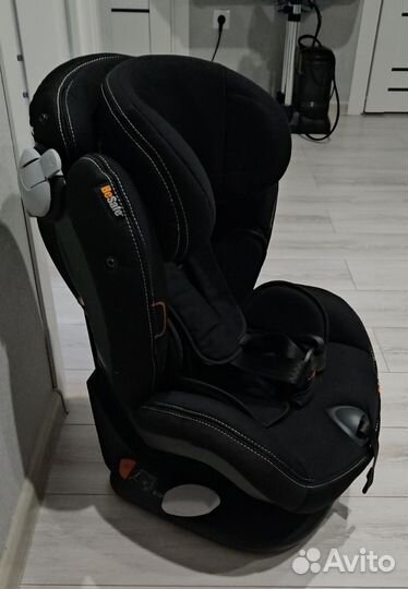 Детское автокресло 9-18 кг