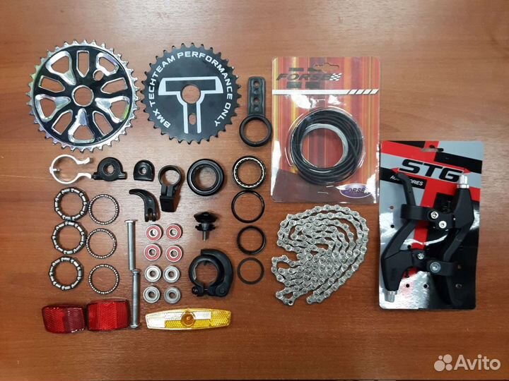 Запчасти и аксессуары для самокатов и велосипедов