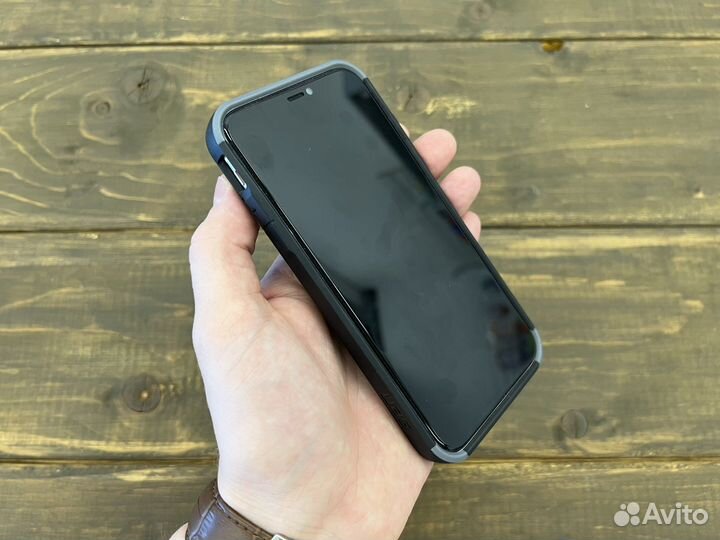 Чехлы UAG iPhone 11 Новые