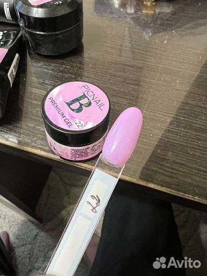 Для наращивания ногтей