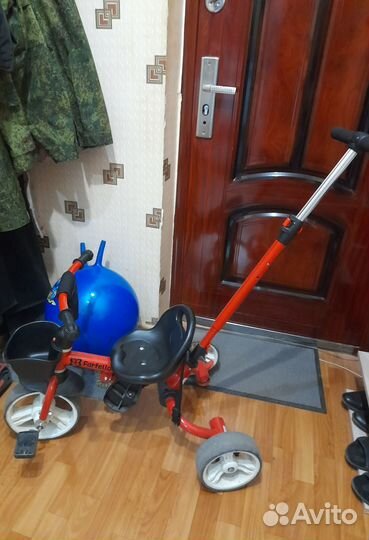 Детский трехколесный велосипед бу