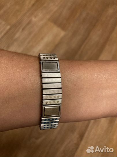 Продаю магнитный браслет (2 штуки)времен СССР