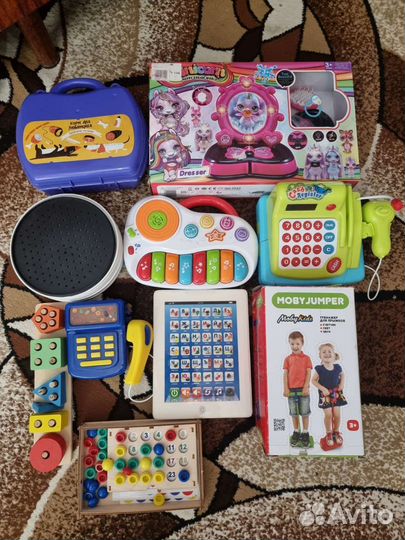 Детские развивающие игрушки пакетом