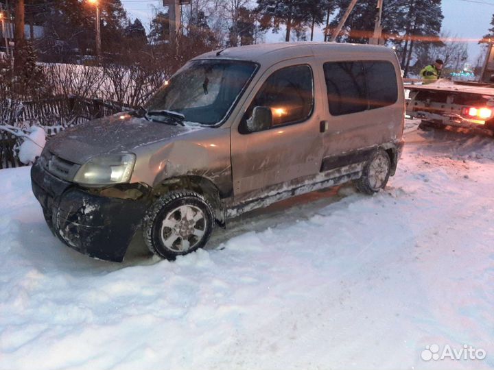 Citroen Berlingo 1.4 МТ, 2005, битый, 500 000 км