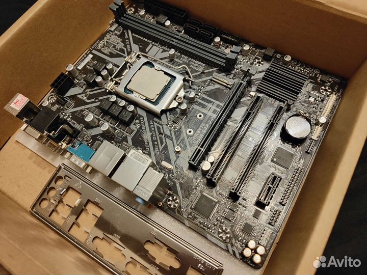 Материнская плата с процессором H310m, g5400