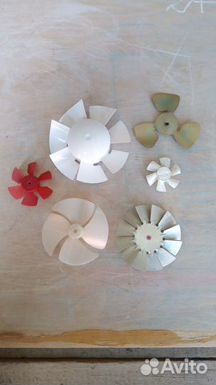 Крыльчатка вентилятора разные
