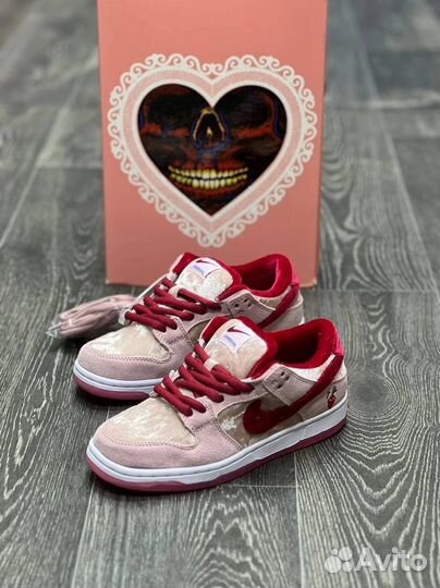 Nike SB dunk low Strangelove