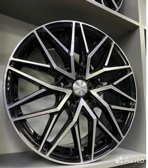 Диск литой R17 5X114,3 d67,1 7J et45 Скад азимут а