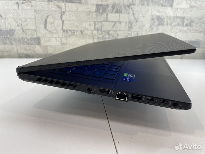 Asus rog zephyrus m16 i9 rtx3060