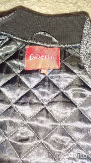 Продам пальто для девочки