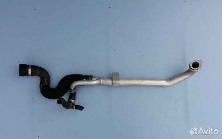 Трубка охлаждающей жидкости металлическая Audi A8