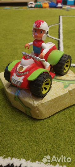 Райдер из щенячего патруля на квадроцикле новый