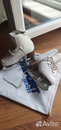 Коньки для фигурного катания Risport