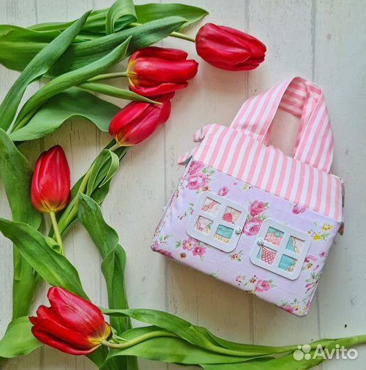 Домик сумочка для девочки. Кукольный домик