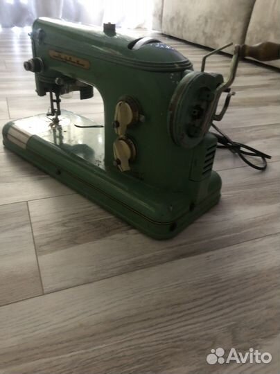 Швейная машинка