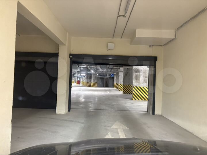 Машиноместо, 13 м²