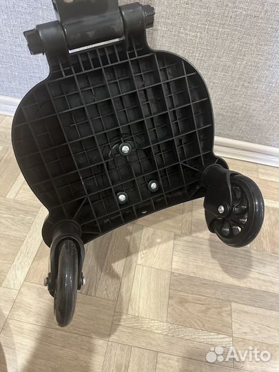 Подножка для второго ребенка на коляску