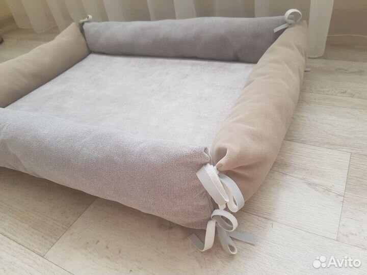 Лежанка для собак