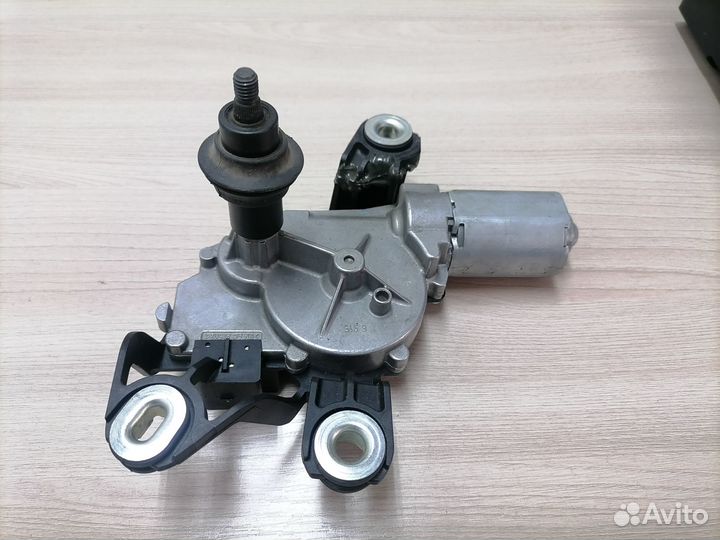 Моторчик стеклоочистителя задний VW golf polo