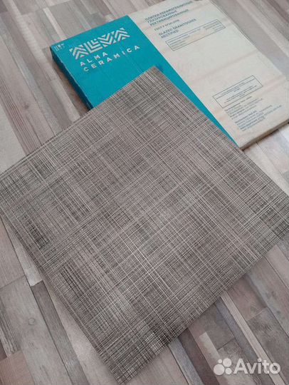 Керамическая плитка настенная