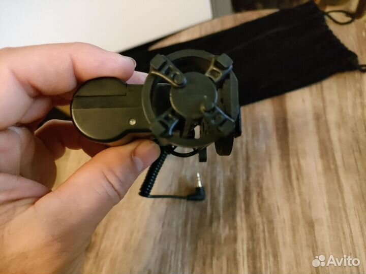 Микрофон для фото и видеокамер takstar SGC-598, че