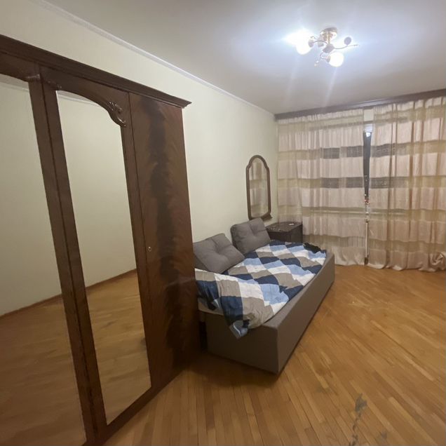 Комната 25 м² в 3-к., 15/17 эт.