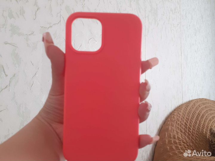 Чехол на iPhone 11