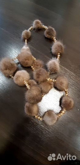 Длинные норковые бусы