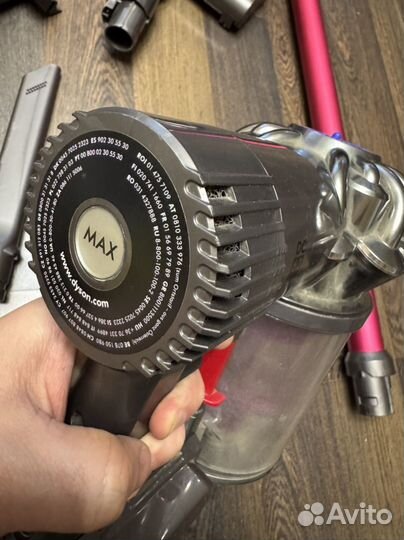 Пылесос Dyson v6