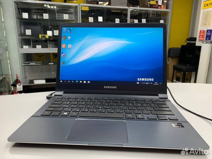 Ультрабук Samsung NP900X3C-A03RU Core i7/ SSD