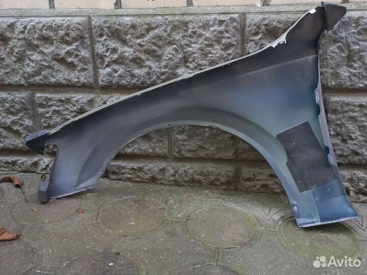 Переднее правое крыло Audi