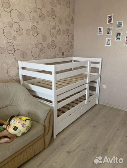 Кровать Матрешка выкатная из массива дерева