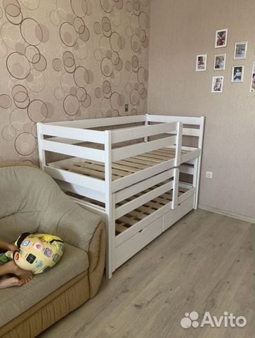 Кровать Матрешка выкатная из массива дерева