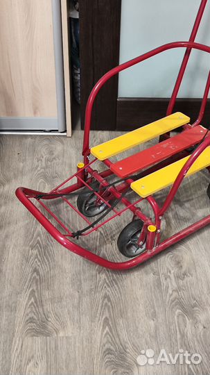 Детские санки с колесами