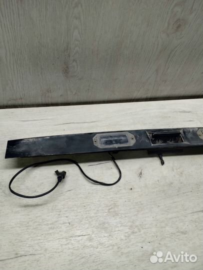 Накладка на крышку багажника Volvo 940 Вольво 740