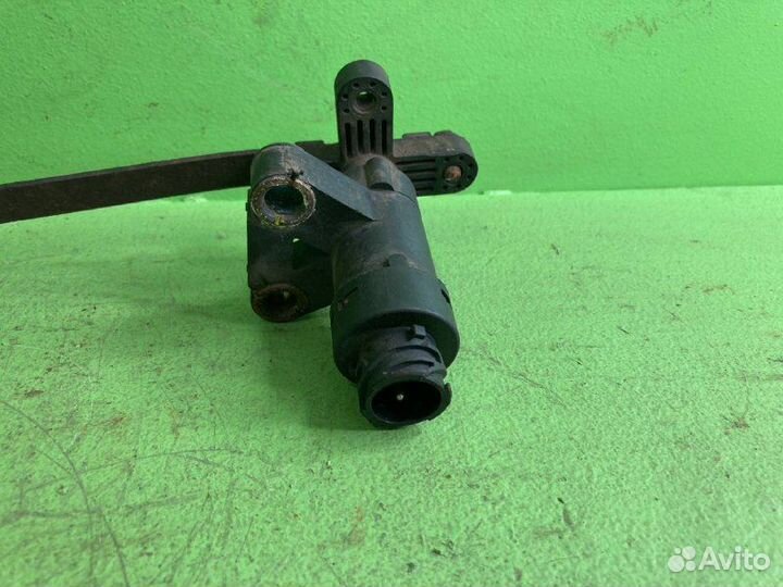 Датчик уровня пневмоподвески mercedes-benz actros